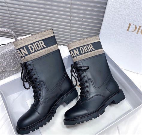 botines dior precio|botas Dior roses.